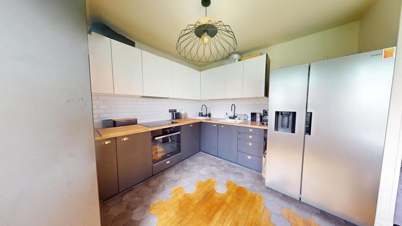 Appartement - 75 m² - 4 pièces