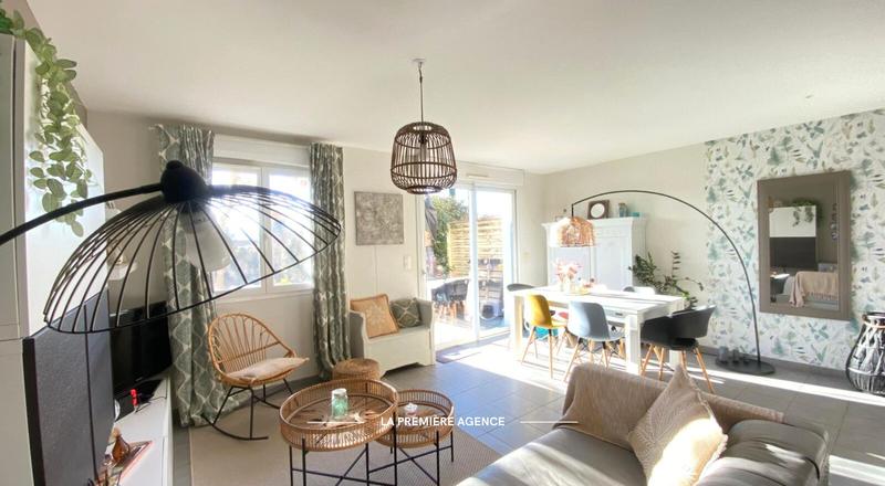 Maison - 94 m² - 5 pièces