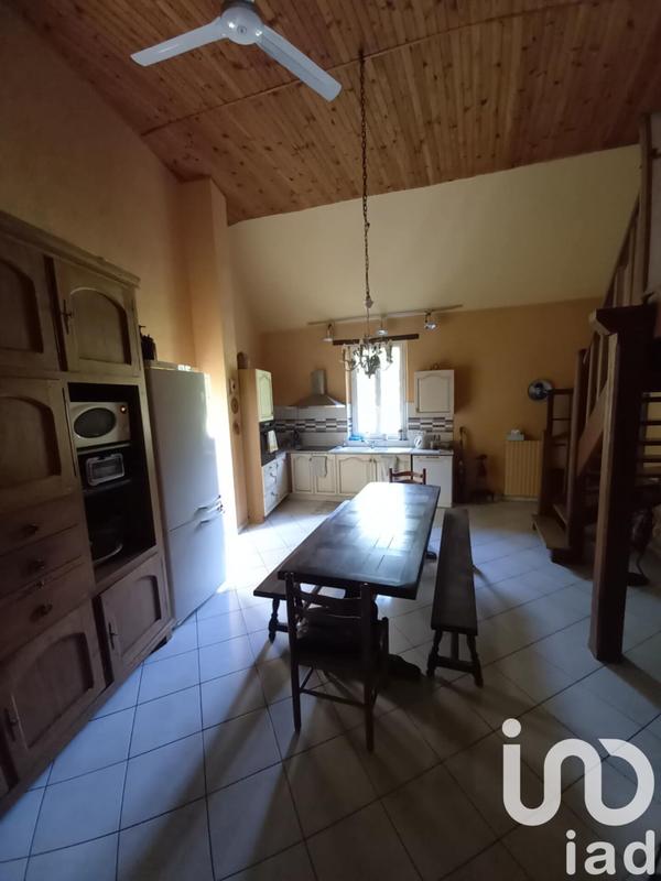 Maison - 212 m² - 7 pièces