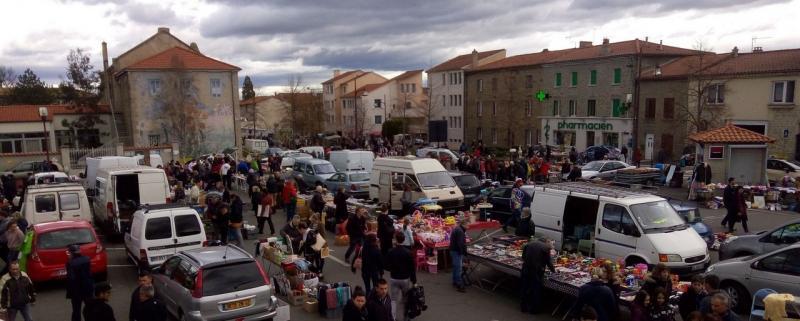12ème brocante - vide greniers de l'union sportive ecotay moingt