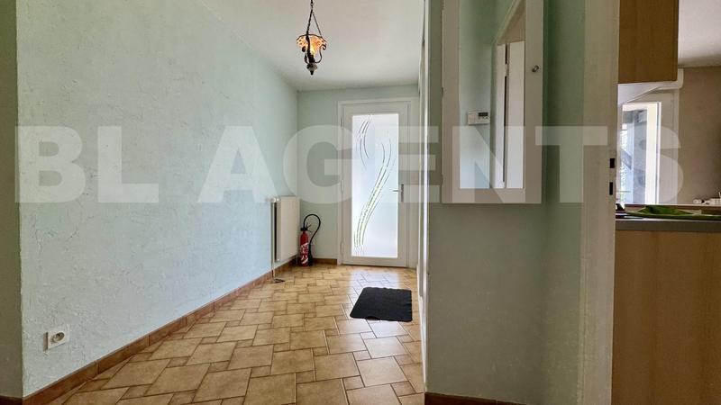 Maison - 179 m² - 9 pièces