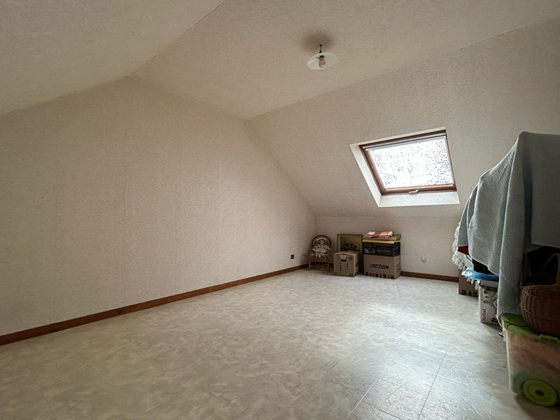 Maison - 92 m² - 4 pièces