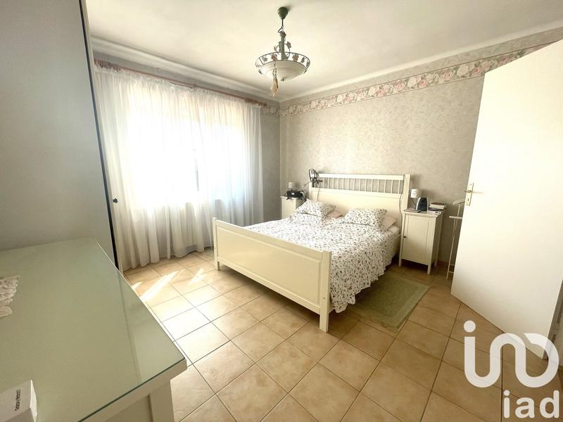 Maison - 213 m² - 8 pièces