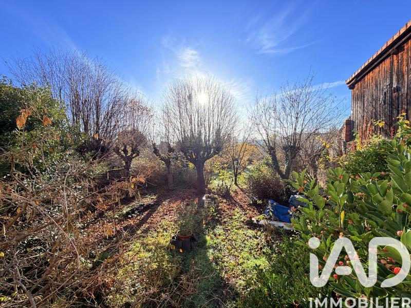 Maison - 220 m² - 10 pièces