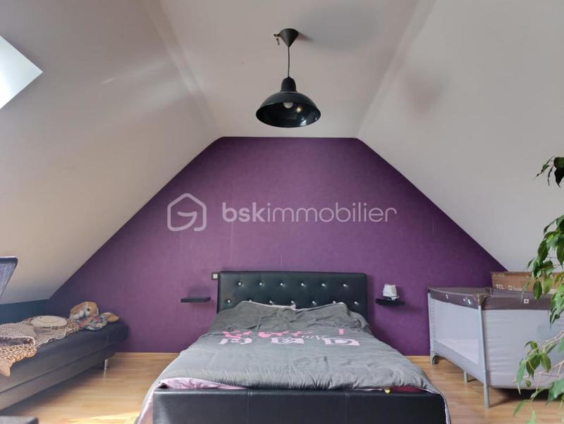 Maison - 242 m² - 10 pièces