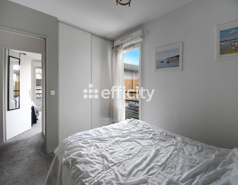 Appartement - 84 m² - 4 pièces