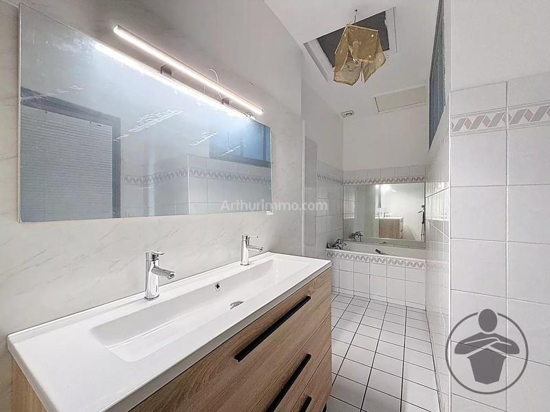 Maison - 145 m² - 4 pièces