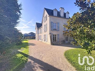 Maison - 293 m² - 7 pièces