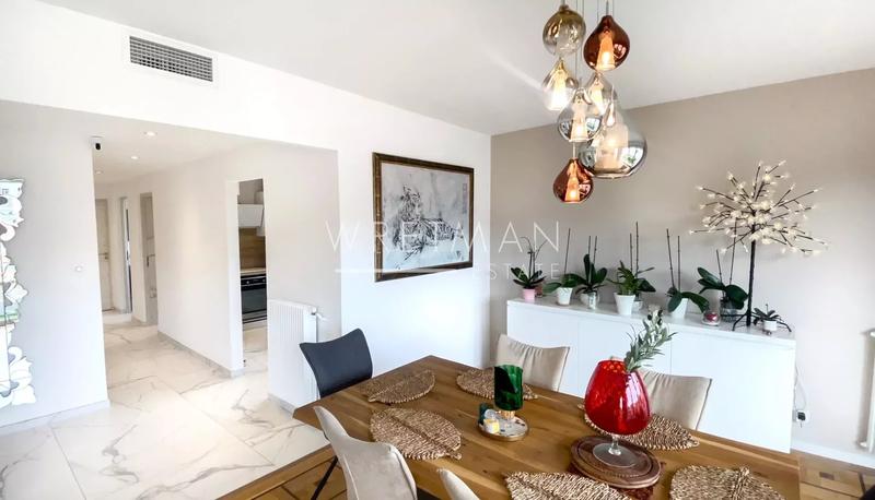 Appartement - 119 m² - 5 pièces