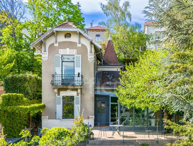 Maison - 140 m² - 4 pièces