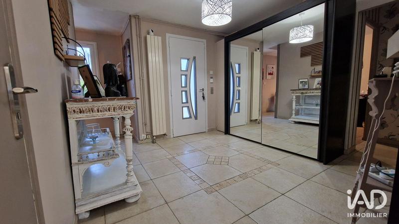 Maison - 122 m² - 5 pièces