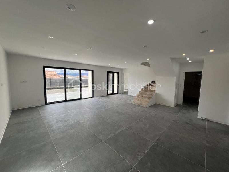 Villa - 150 m² - 6 pièces