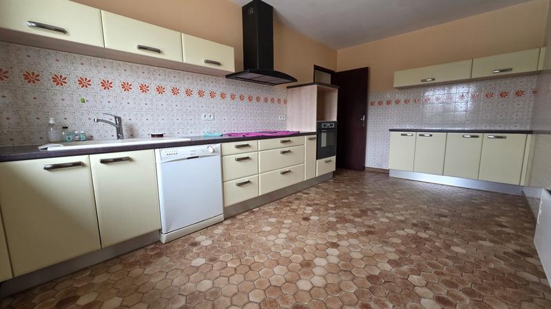 Maison - 110 m² - 5 pièces