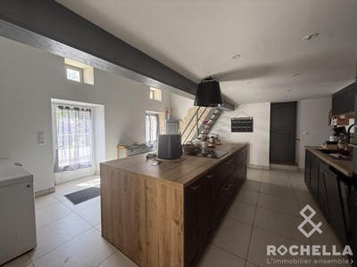 Maison ancienne - 244 m² - 7 pièces