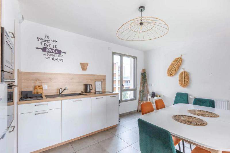 Appartement - 83 m² - 4 pièces