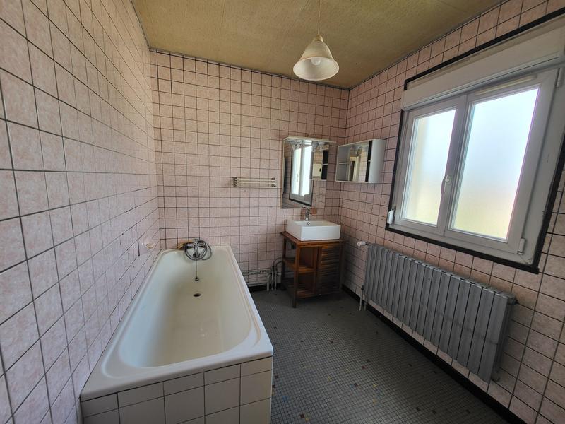 Maison - 97 m² - 5 pièces