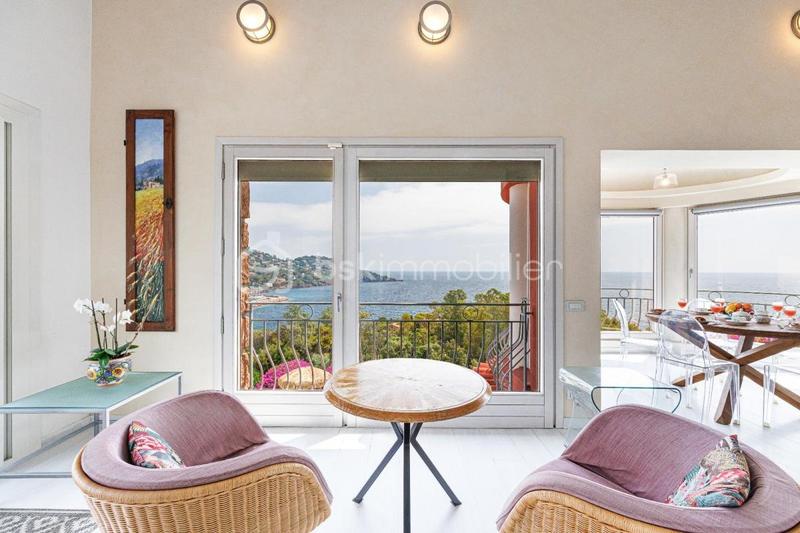 Villa - 219 m² - 5 pièces