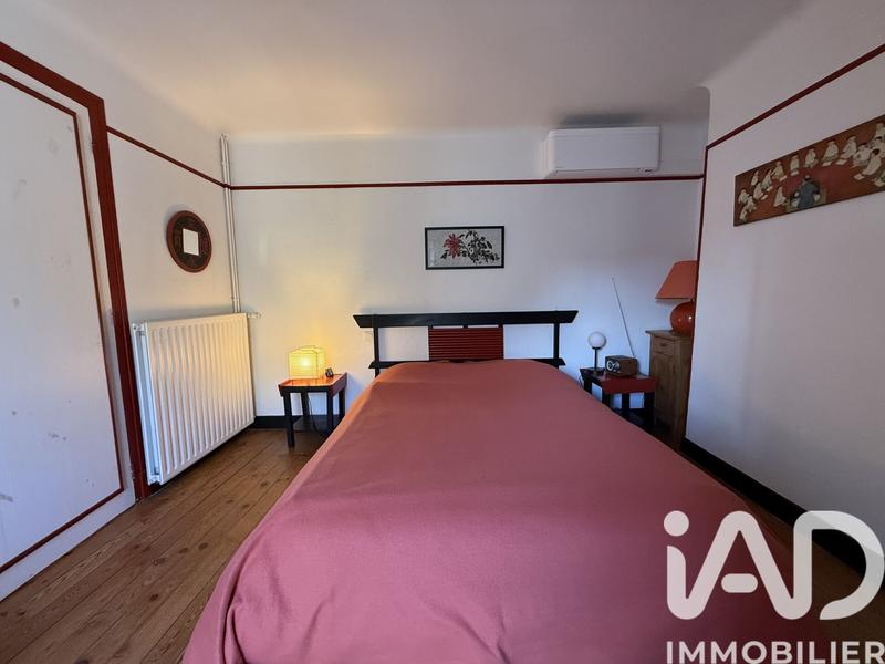 Maison - 228 m² - 7 pièces