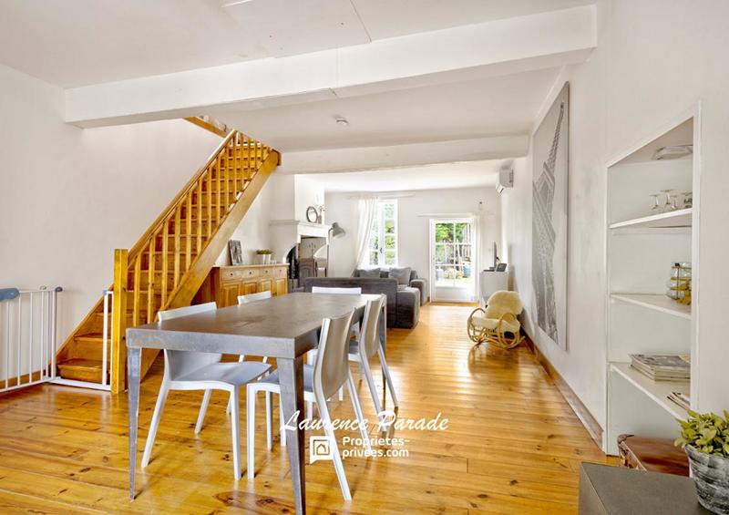 Maison - 590 m² - 19 pièces