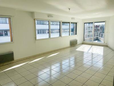 Appartement - 84 m² - 4 pièces