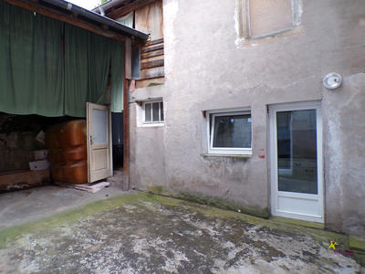 Immeuble - 216 m² - 5 pièces