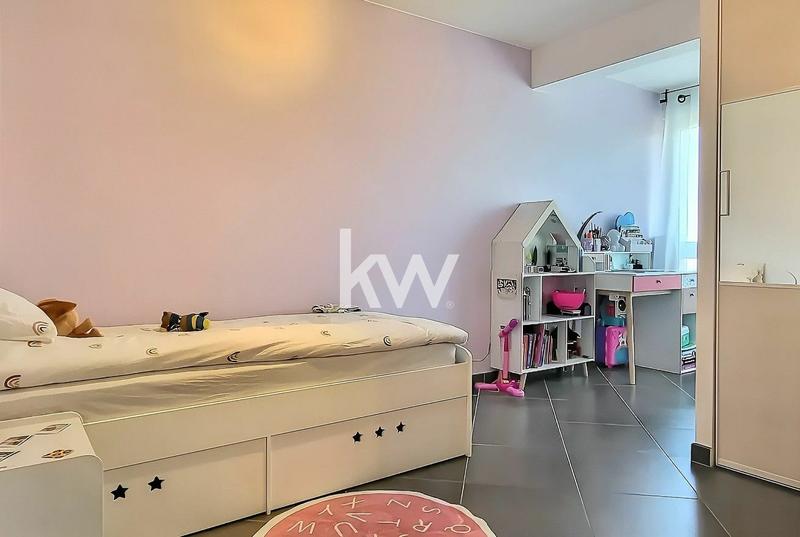 Appartement - 97 m² - 4 pièces