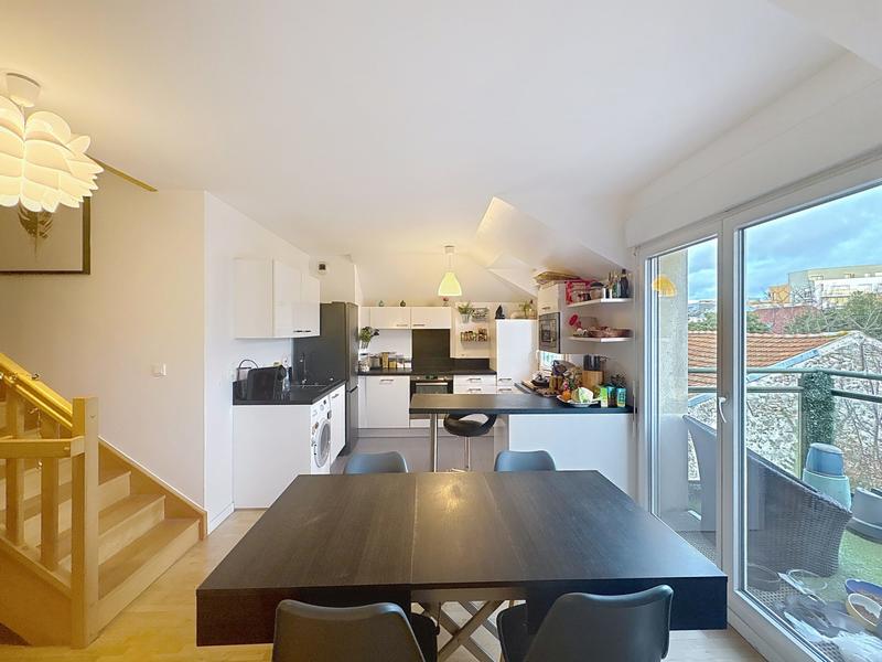 Duplex - 82 m² - 4 pièces