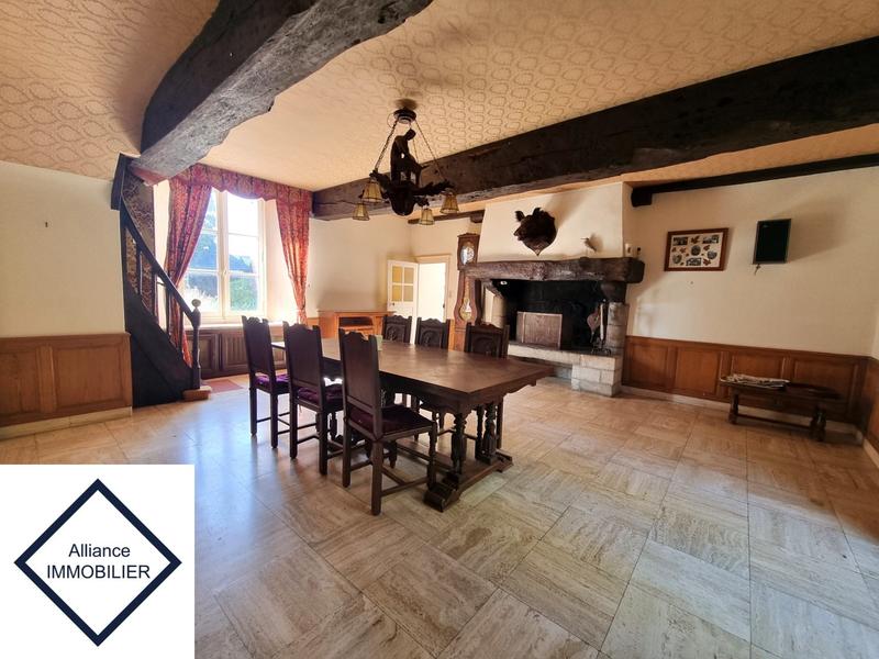 Maison ancienne - 195 m² - 6 pièces