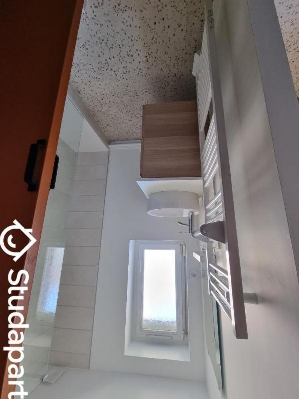 Chambre - 15 m² - 1 pièce