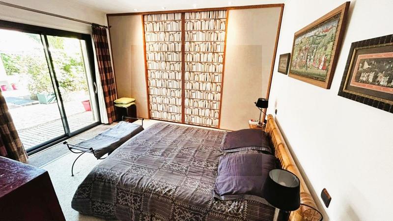 Propriété - 227 m² - 8 pièces