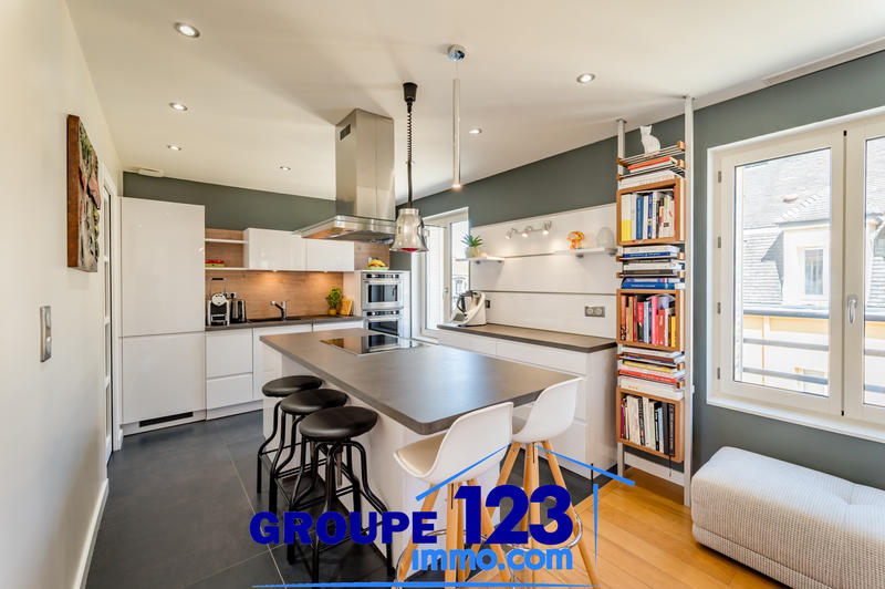 Appartement - 125 m² - 5 pièces