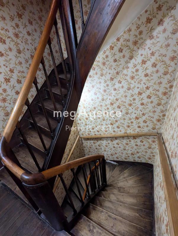 Maison - 141 m² - 5 pièces