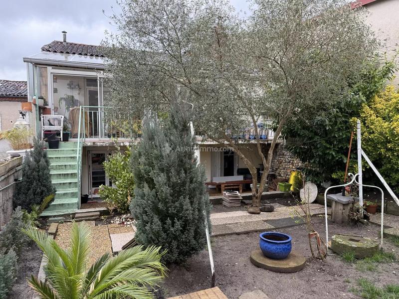 Maison - 90 m² - 5 pièces