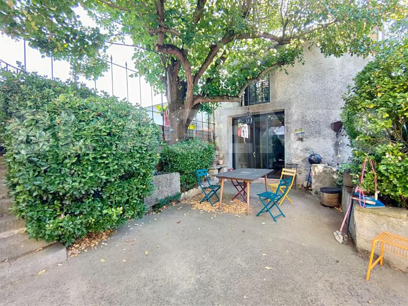 Maison - 205 m² - 7 pièces