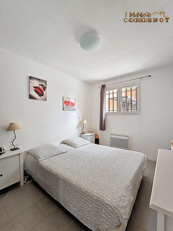 Villa - 200 m² - 6 pièces