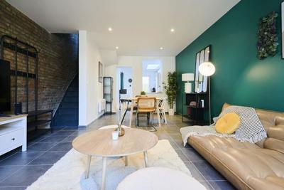 Maison - 103 m² - 7 pièces