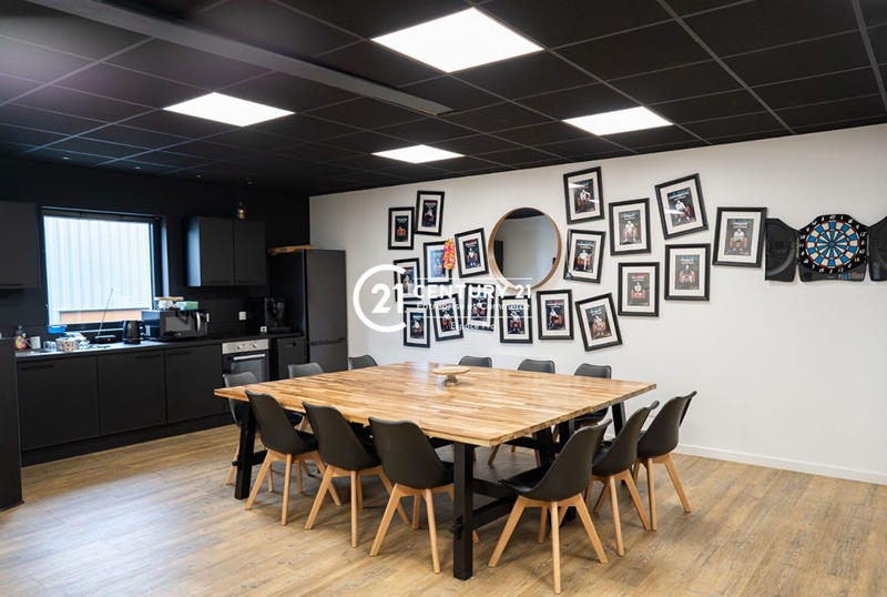 Local d'activités - 470 m²