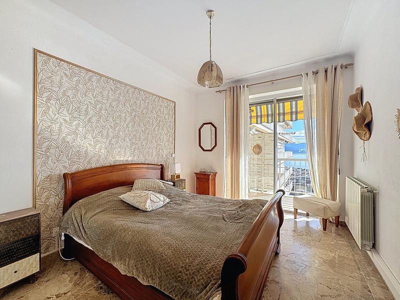 Appartement - 98 m² - 4 pièces