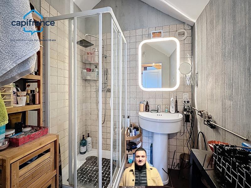 Maison - 98 m² - 5 pièces