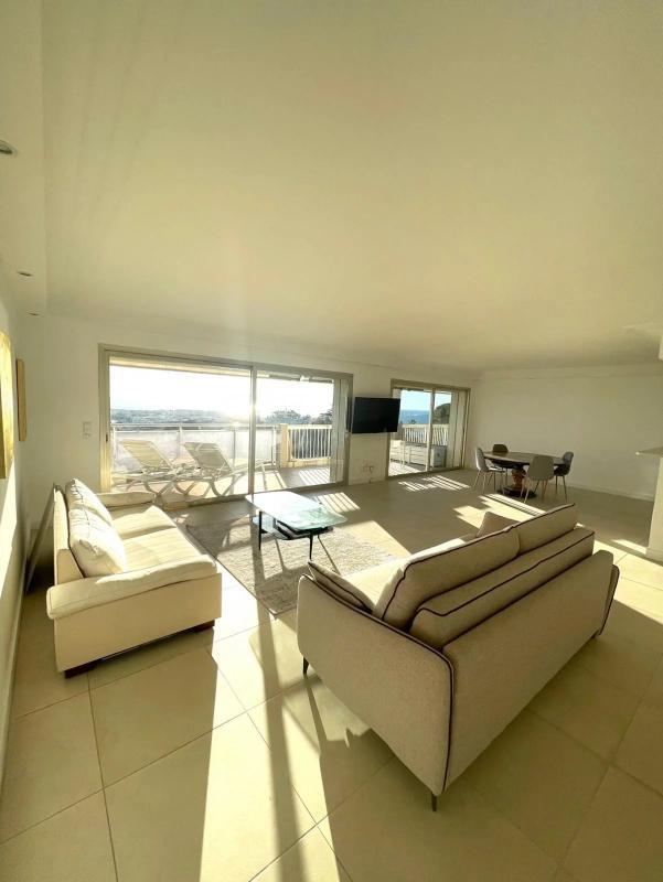 Appartement - 130 m² - 3 pièces