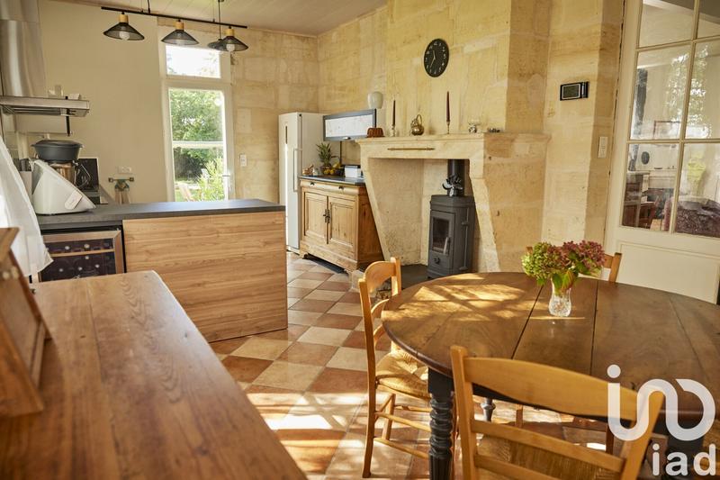 Maison - 371 m² - 11 pièces