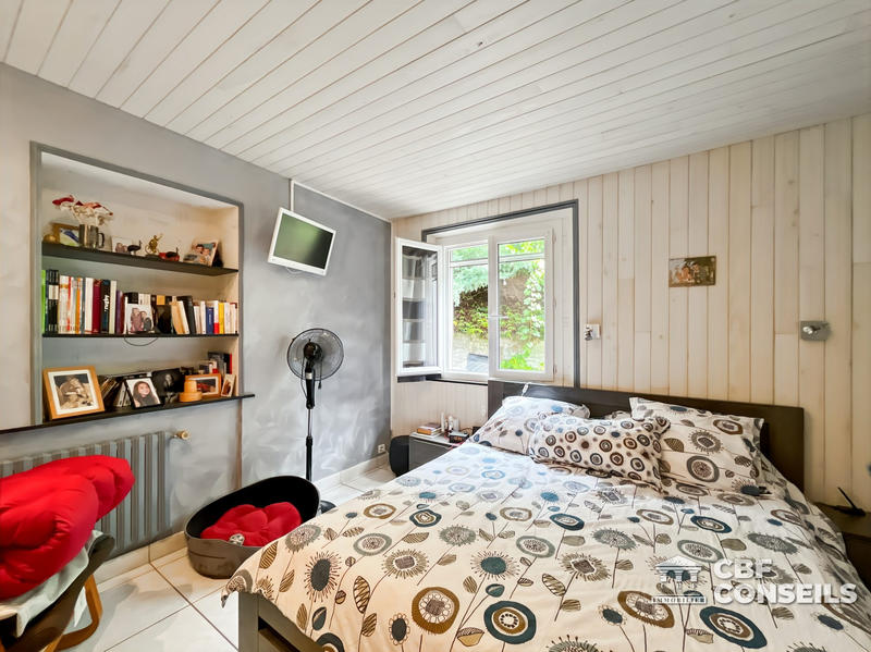 Maison - 206 m² - 7 pièces