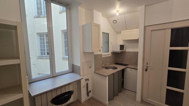 Appartement ancien - 27 m² - 1 pièce