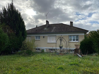 Maison - 98 m² - 4 pièces