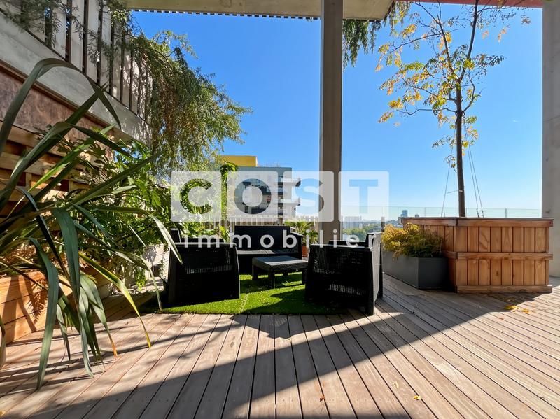 Appartement - 104 m² - 5 pièces