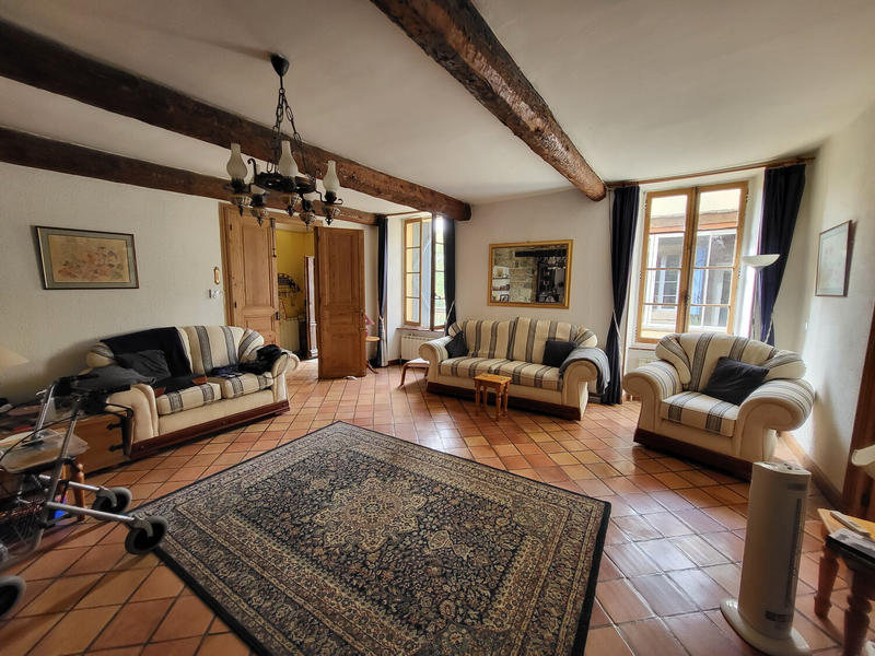 Maison - 436 m² - 15 pièces