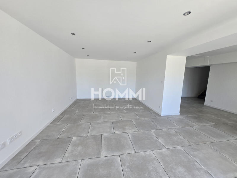 Maison - 96 m² - 5 pièces