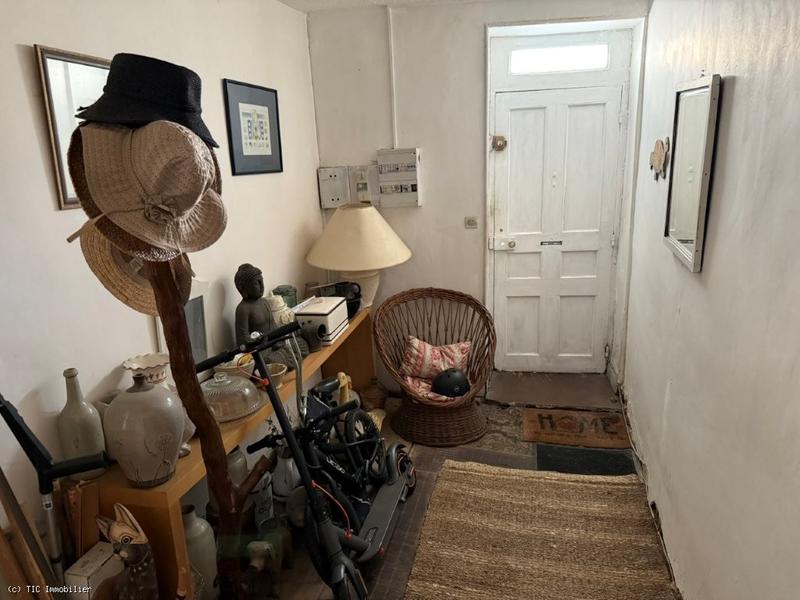 Maison de ville - 103 m² - 9 pièces