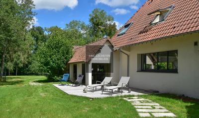 Propriété - 293 m² - 8 pièces