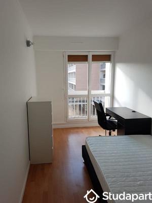 Chambre - 9 m² - 1 pièce